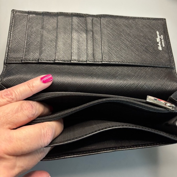 Salvatore Ferragamo Long Leather Wallet - Picture 6 of 11